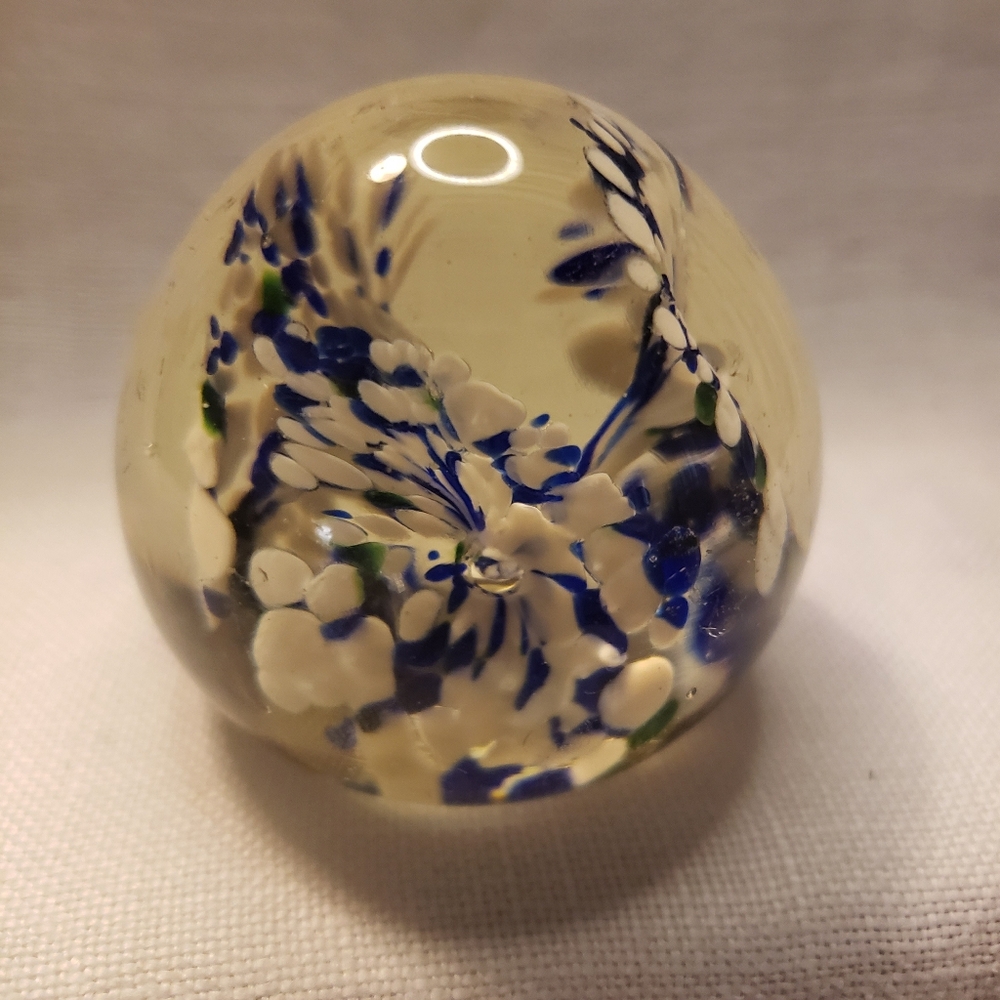 Elegant Floral Glass Paper Weight With Blue And White And Controlled Bubbles